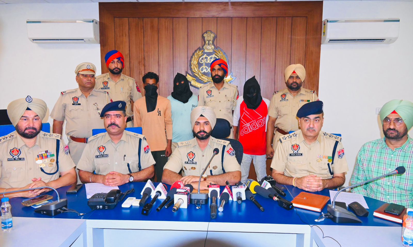 Nephew killed maternal uncle, District Shaheed Bhagat Singh Nagar police solved the mystery of the murder of a migrant man's maternal uncle and arrested three accused.
